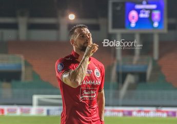 Diselamatkan Tiang Gawang, Persija Unggul atas Arema FC di Babak Pertama