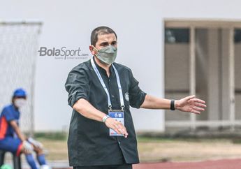 Piala Presiden 2022 - Respon Eduardo Almeida Terkait Sindiran dari Pelatih Borneo FC 