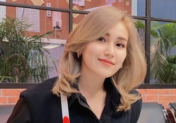 Jadi Biduan Papan Atas Tapi Masih Punya Kebiasaan Sederhana Tidur di Karpet Lantai, Tengok Mewahnya Rumah Artis Ayu Ting Ting Sekarang, Garasinya Bukan Kaleng-kaleng