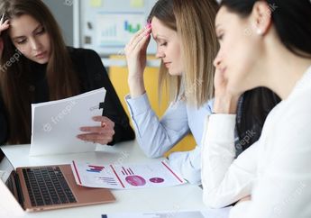 4 Zodiak yang Selalu Merasa Tidak Kompeten, Cancer: Cenderung Takut Melakukan Kesalahan