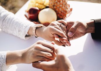 Pasangan Pengantin ini Berhasil Menghemat Biaya Pernikahan Sampai Rp200 Juta, Triknya Ternyata Cuma Lakukan Hal ini!