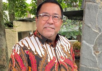 Penampakan Rumah Rano Karno dengan Konsep Pedesaan, Masih Simpan Oplet Biru Legendaris