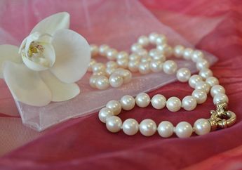7 Arti Mimpi Kalung, Tanda Pasangan Hidup Anda Akan Segera Tiba