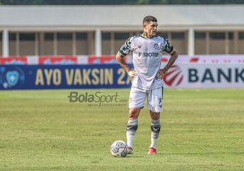 PSM Vs Tira Persikabo Berakhir Kaca Mata, Ciro Alves Rubuhkan Papan Iklan