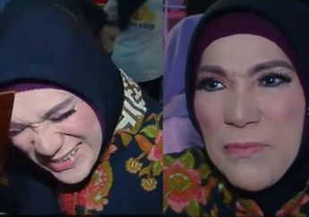 Masih Terkulai Lemas di Ranjang Rumah Sakit, Kondisi serta Penyakit yang Diderita Dorce Gamalama Dibocorkan sang Manajer dan Buah Hatinya!