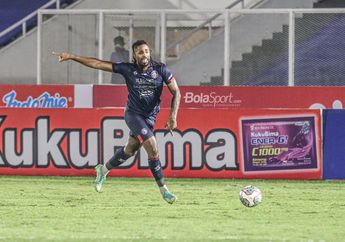 Jelang Derbi Jawa Timur, Pelatih Persebaya Kirim Pujian untuk Striker Arema FC