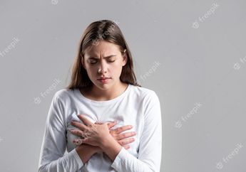 Modalnya Cuma Es Batu, Begini Cara Mengatasi Nyeri Dada Sebelah Kiri Tanpa Obat