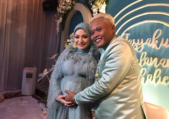 Nathalie Holscher dan Sule Jualan Rujak Saat Prosesi 7 Bulanan, Ternyata Punya Filosofi Baik Ini