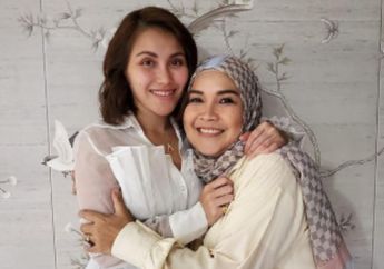 Sempat Ngomel-Ngomel Gegara Umi Kalsum Kerap Belanja Barang-Barang Mewah, Ayu Ting Ting Kembali Dibuat Meradang Usai Dengar Permintaan Fantastis sang Ibu