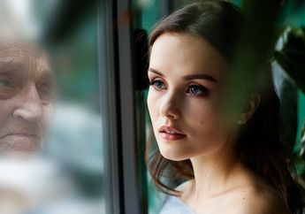 Ternyata Gak Perlu Perawatan Mahal Demi Hilangkan Kerutan di Wajah, Coba Pakai Racikan Deretan Bahan Alami ini, Jangan Kaget Lihat Hasilnya!