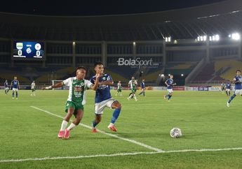 Persib Kalah dari PSS di Babak I, Robert Alberts Akui Keliru Pasang Strategi