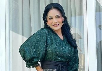 Pamer Pose Kece Bareng Amora Lemos, Tengok Penampakan Meja Makan di Rumah Artis Krisdayanti yang Super Mewah nan Elegan, Lampu Kristalnya Bikin Salfok