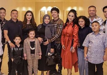 Bom Perang yang Dulu Bikin Keluarganya Terpecah Belah Jadi 2 Kubu Runtuh, Ashanty Pamer Momen Langka Saat Kumpul Bareng KD dan Raul Lemos, Siapkan Rencana Besar Ini!