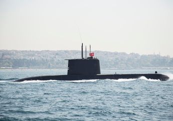 Arti Mimpi Tentang Kapal Selam Berkaitan dengan Perspektif Baru untuk Menyelesaikan Masalah, Simak Selengkapnya!