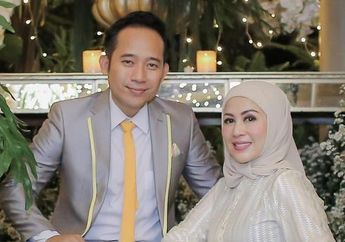 Kini Fasilitas Waterboom Ada di Istana Rp 15 Miliar Miliknya, Denny Cagur Ternyata Dulu Pernah Tinggal di Rumah Kontrakan dengan Pagar Bambu, Begini Faktanya yang Dikuak sang Istri