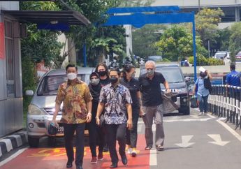 Musisi Senior Iwan Fals Terciduk Sambangi Polda Metro Jaya, Ada Apa?