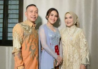 'Asal Jangan...', Umi Kalsum Mendadak Izinkan Ayu Ting Ting Balikan dengan Mantannya di Masa Lalu Kecuali Sosok ini, Takut Sang Putri Kesayangan Kelamaan Menjanda?