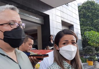Masih Tremor Menahan Emosi Usai Bertemu dan Ditatap Bengis Tersangka yang Menggelapkan Aset Ibunya, Nirina Zubir: Matanya Tuh Ya Allah