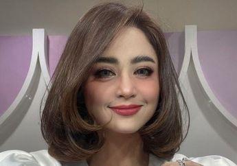 Kini Bertahta Jadi Ratu di Istana Megah Seharga Rp 28 Miliar, Dewi Perssik Tak Gengsi Turun Tangan Lakukan Hal Ini Sendirian Demi Raup Cuan Melimpah, Begini Potretnya!