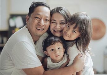 Usianya Baru Satu Tahun Tapi Kini Terbaring Lemas Karena Demam Berdarah, Inilah Arti Nama Anak Ringgo Agus Rahman dan Sabai Morscheck yang Kebarat-baratan