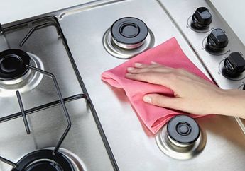 Jengkel Tangan Kasar Gegara Kucek-kucek Lap Dapur yang Dekil? Ternyata Cukup Rendam Pakai 2 Bahan Ini, Dijamin Kayak Baru Lagi