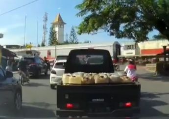 Viral Video Sopir Angkutan Nekat Terobos Palang Kereta Api, Kelalaiannya Berujung Kecelakaan, 5 Penumpang Berakhir Setor Nyawa ke Malaikat Maut