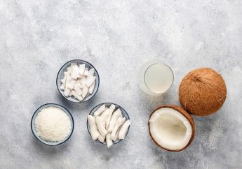 Perbedaan Kualitas Santan yang Diperas dengan Air Hangat dan Dingin, Ibu-Ibu Wajib Tahu Supaya Tidak Keliru!