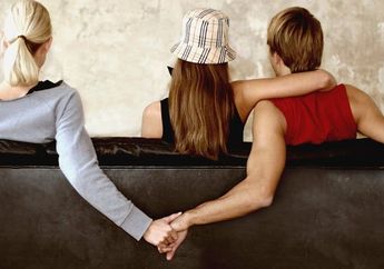 Ciri-ciri Suami Naksir Wanita Lain, Waspadai Tanda Selingkuh yang Sering Tak Disadari