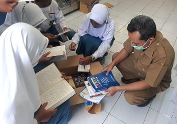 Kompas Gramedia Peduli Anak-anak dan Pelajar Terdampak Erupsi Gunung Semeru