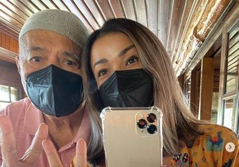 'Mohon Doanya,' Ernest Cokelat Sampaikan Kabar Duka, Ayah Nirina Zubir Meninggal Dunia