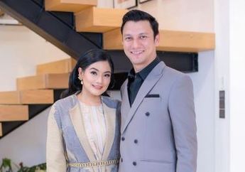 Jadi Tempat Foto Mesra, Penampakkan Ruang Keluarga di Rumah Artis Titi Kamal dan Christian Sugiono yang Elegan 