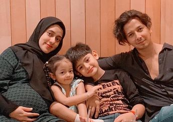 'Terima Kasih Ya Allah!' Kompaknya Sonny Septian, King Faaz, dan Eijaz Latunkan Selawat Nabi ke Baby Zhafi, Fairuz A Rafiq Langsung Tulis Pesan Bahagia Ini