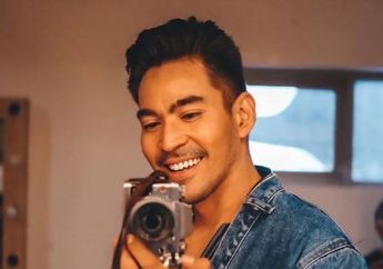 Innalillahi, Robby Purba Berduka Usai Kehilangan Sosok yang 12 Tahun Setia Menemaninya, sang Presenter Duduk Lemas Pangku Jenazah dan Ucapkan Pesan Sendu: Terima Kasih Anakku...