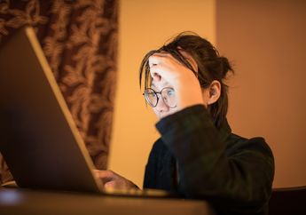 Pengaruhi Kesehatan Mental, Lakukan 4 Cara Ini untuk Atasi Kecanduan Film Dewasa