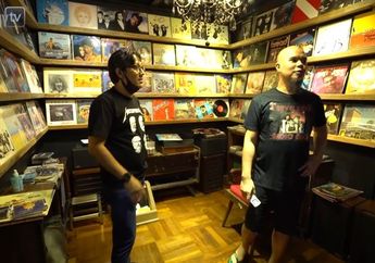 'Cuma Orang Gila yang Punya Rumah Kayak Begini' Deddy Corbuzier Cuma Bisa Bengong Melihat Penampakan Rumah Mewah Milik Ahmad Dhani, Istana Pentolan Dewa 19 Itu Pernah Ditawar 100 Miliar