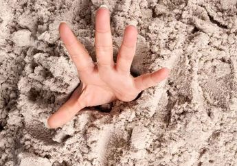 Jangan Diremehkan, Arti Mimpi Tenggelam di Pasir Pantai Ternyata Berkaitan dengan Situasi Tak Stabil, Begini Penjelasannya
