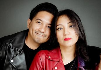 Tiap Sudut Kerennya Nggak Abis-abis, Intip Penampakan Dapur Rumah Artis Ryan Delon dan Sharena Gunawan yang Serba Hitam, Pantas Putrinya Betah Sampai Ngotot Bikin Minuman Sendiri!