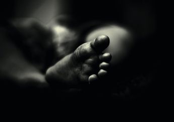 Lahiran di Toilet Kos-kosan, Wanita di Surabaya Tega Bunuh Bayinya Pakai Benda Ini dan Buang ke Tong Sampah, Tetangga Curiga