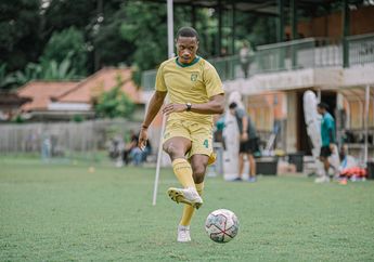 Arsenio Valpoort Masih Melempem di Liga 1, Ini Komentar Pelatih Persebaya Surabaya