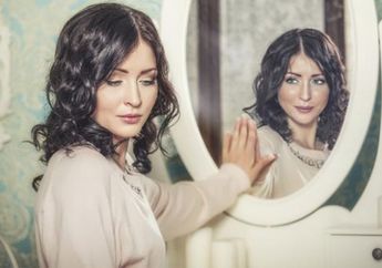 Menakjubkan! Ini Manfaat Kesehatan Terbaik Berbicara dengan Diri Sendiri, Apakah Baik untuk Anda?