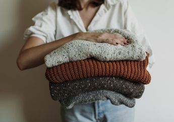 Nyesel Baru Tahu Sekarang! Ternyata Begini Cara Mudah Rawat Baju Berbahan Rajut, Dijamin Gak Bakal Rusak