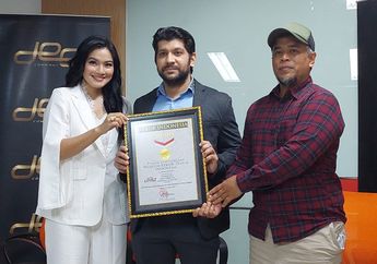 Perjuangan Terbayarkan, Titi Kamal Bersyukur Film Makmum 2 Tembus 1 Juta Penonton dan Mendapat Penghargaan MURI