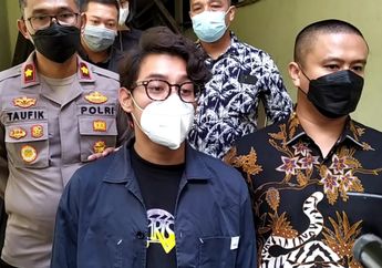 'Saya Minta Maaf dan Menyesal' Ditemani Istri, Ardhito Pramono Dibawa ke RSKO untuk Jalani Rehabilitasi
