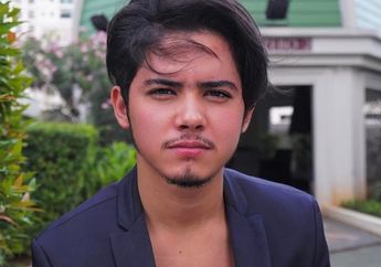 Punya Wajah Tampan bak Pangeran Arab, Aliando Bikin Geger Usai Ngaku Pernah Ditaksir hingga Didekati Pria, Begini Reaksi sang Aktor yang Bikin Natasha Wilona Syok