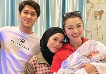Tersenyum Semringah Gendong Anak Lesti Kejora dan Rizky Billar, Fitri Carlina Langsung Harapkan Hal Ini, Warganet Auto Berikan Doa