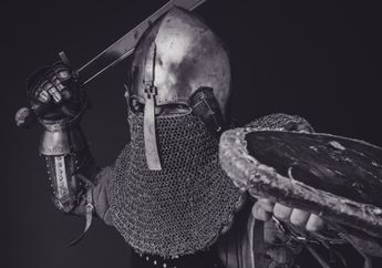 Arti Mimpi Baju Zirah Jadi Pertanda Ada Hasrat Terpendam yang Berkaitan dengan Pahlawan? Simak Tafsiran Selengkapnya!