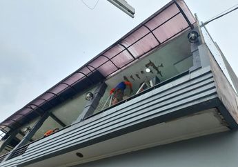 Jelang Pernikahan sang Adik, Ayu Ting Ting Sibuk Renovasi Rumah