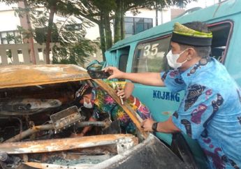 Berkaca-kaca Usap Bangku saat Tengok Mobil yang Ditumpangi Anaknya Sebelum Meninggal Dunia, Inilah Arti Nama Zainal Arifin Paliwang, sang Gubernur Kalimantan Utara
