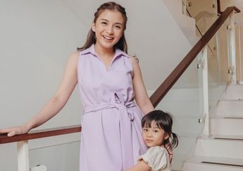 Dilakukan Chelsea Olivia Kepada Putri Sulungnya, Bolehkah Memberi Hadiah Pada Anak Agar Semangat Sekolah? Begini Kata Psikolog 