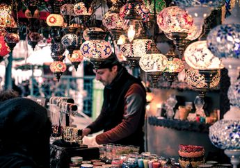 Arti Mimpi Belanja di Pasar Berbahagialah, Biasanya Pertanda Baik yang Berkaitan dengan Kemakmuran hingga Ide Cemerlang, Pernah Mengalami?